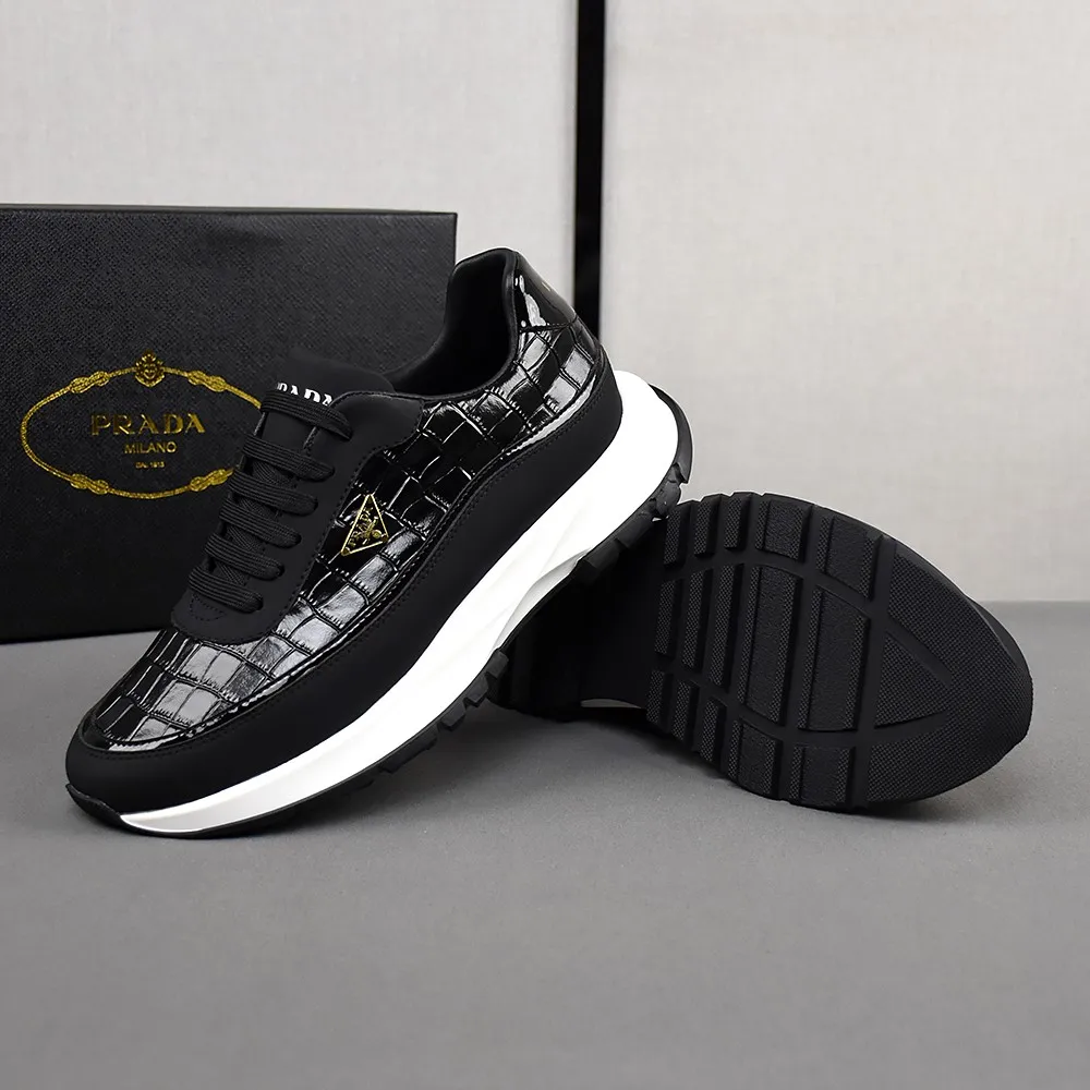 PP440👟👟👟[PRADA-Prada] boutique series. The upper is made of first-layer cowhide, sheepskin lining, and an ultra-light soft elastic PU outsole. Men's size 38-44 (45 custom-made) (just choose according to your usual wearing size).